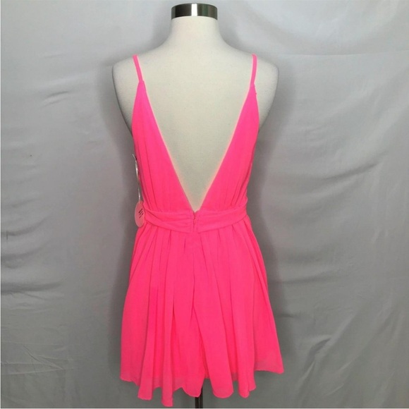 🩷Luxxel Neon Low Cut Baby Doll Pink Dress🩷 - Picture 4 of 7